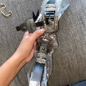 Western double belt